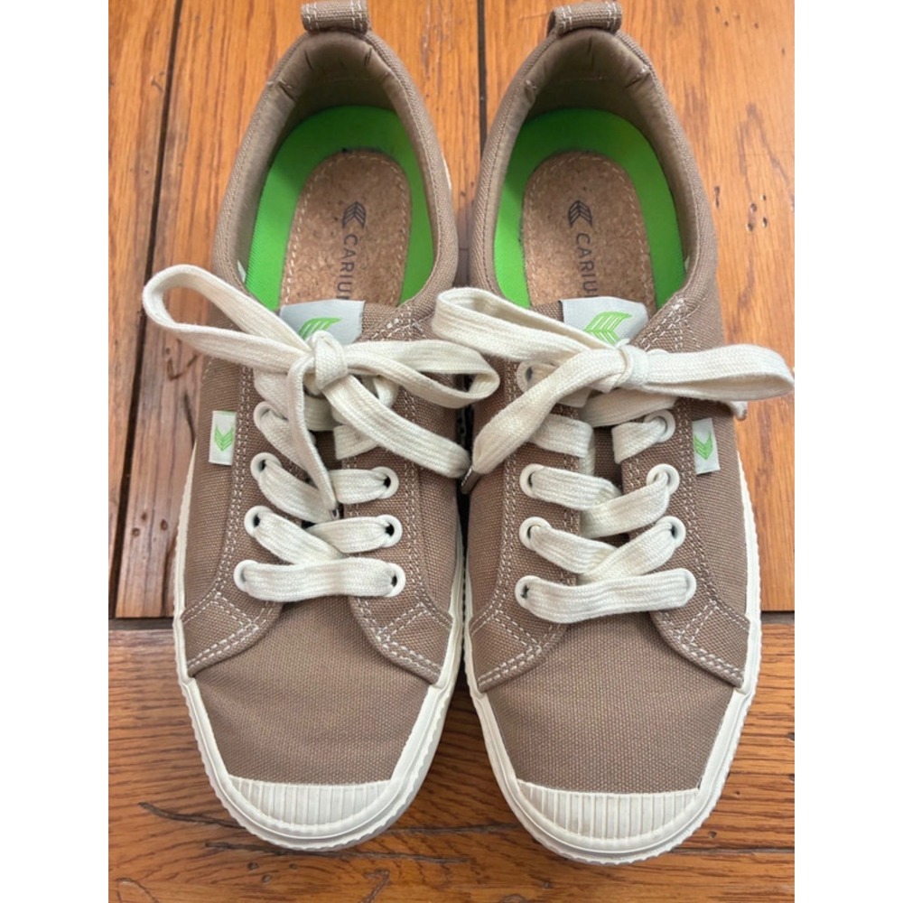 Cariuma OCA Low Sand Canvas Sneakers Womens 7 Mens 5.5 Beige 100103N06W070